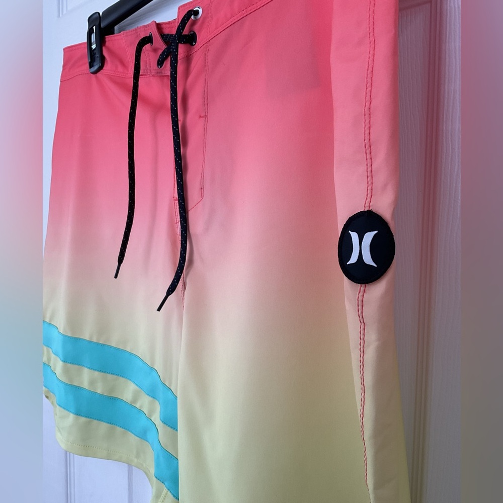 Hurley Phantom Boardshorts Men Size 34 Gradient Surf Swim Shorts Stretch Beach - Picture 3 of 10